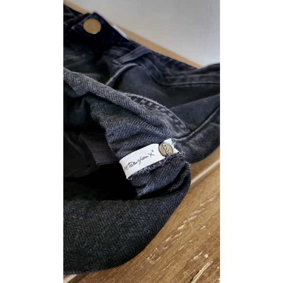 . One Teaspoon Distressed Double Black Bandits Denim Shorts - Picture 11 of 16